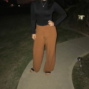 Wide leg pants